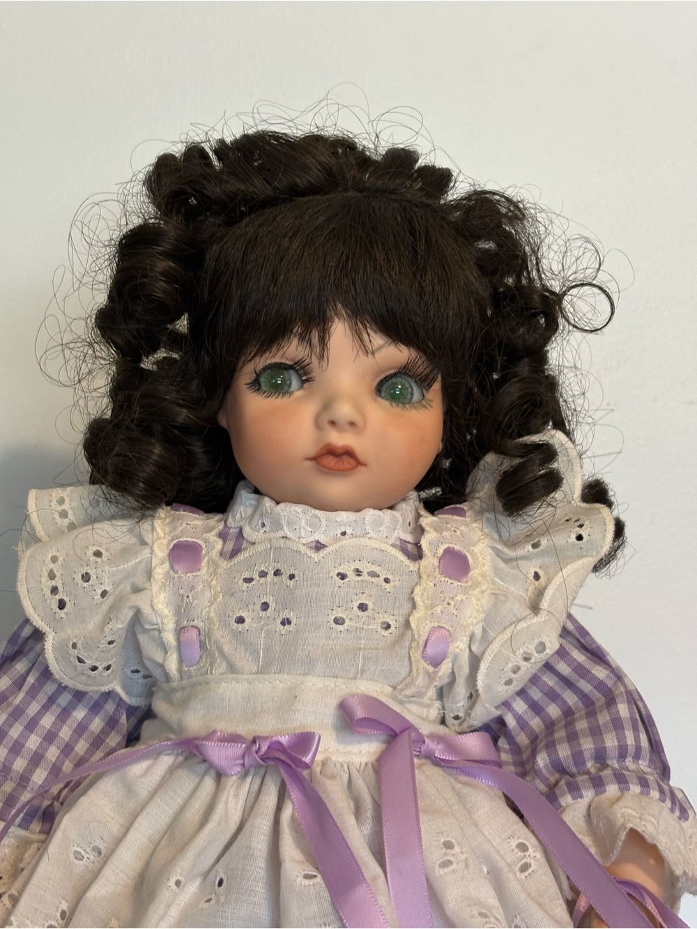Cuties Handmade Artist Doll Shy Violet by Gloria Davies 1996 “Shy Violet” - Picture 10 of 15